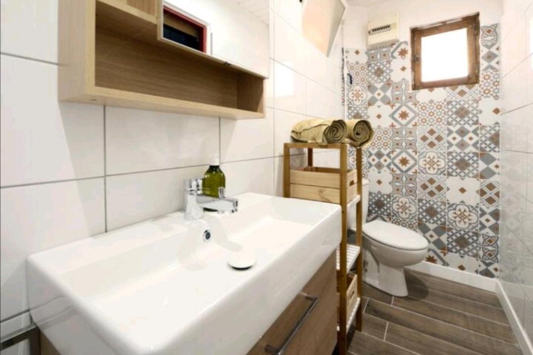 Studio Idealement Place, Calanques Et Centre Ville La Ciotat Exterior foto